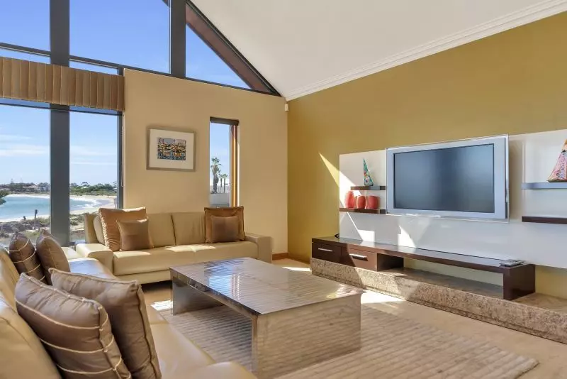 Absolute Beachfront!