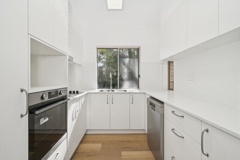 Centrally located ground-floor villa