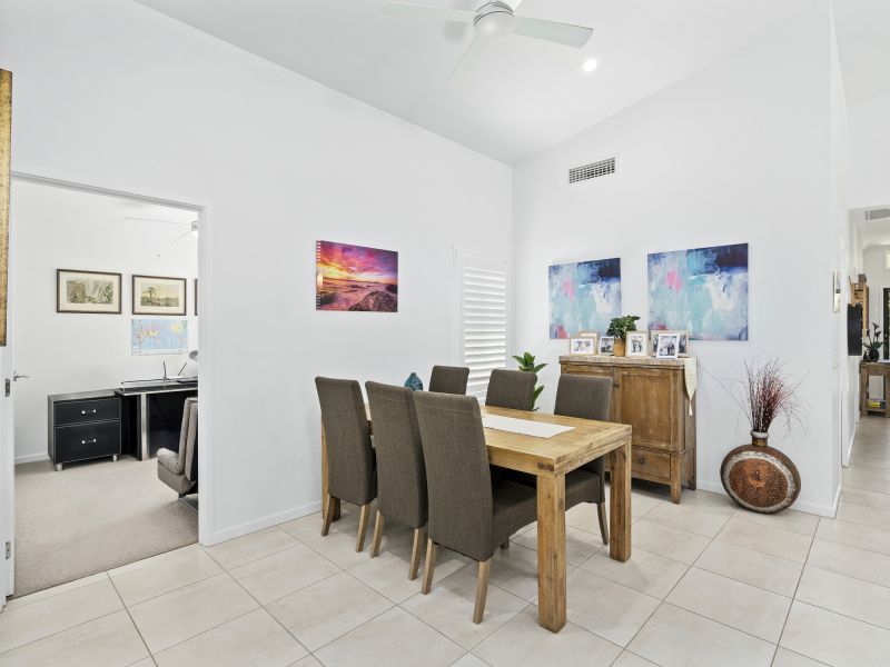 Site 8 - Established Heron