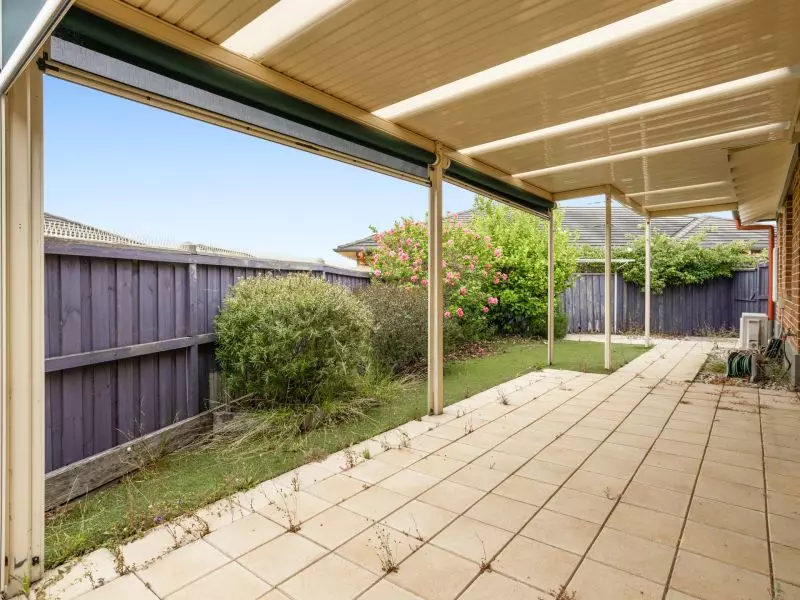 Refined Living with Seamless Outdoor Connection