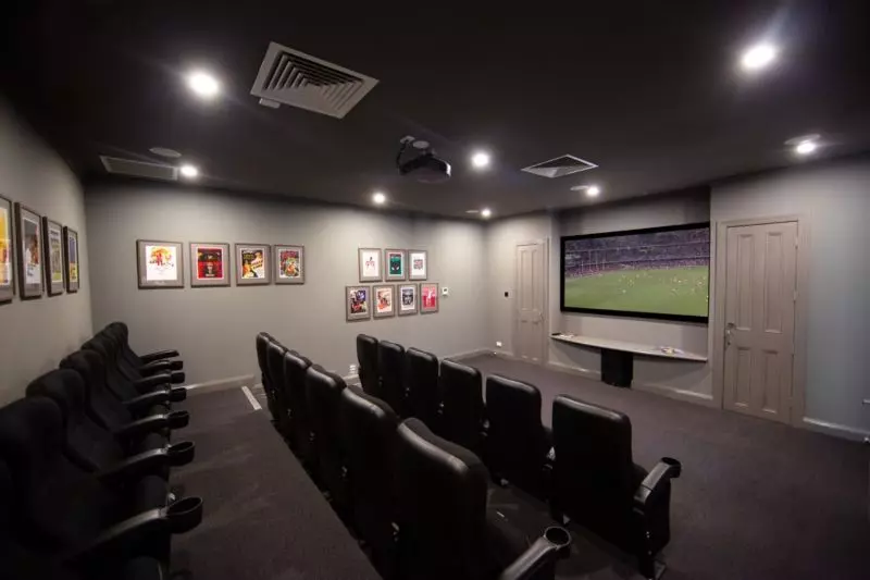 Lifestyle Communities Seasons - Charming ranch-style home