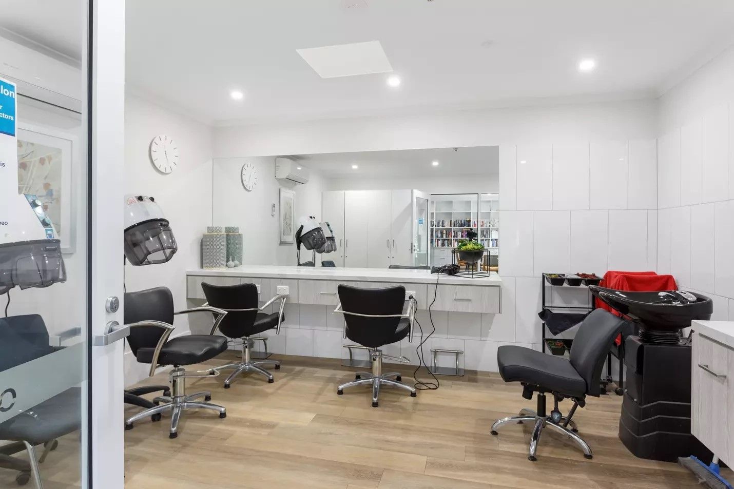 Resthaven Melrose Park Retirement Living offers comfortable 1, 2, and 3- bedroom units perfectly positioned between Glenelg Beach and Adelaide’s thriving CBD