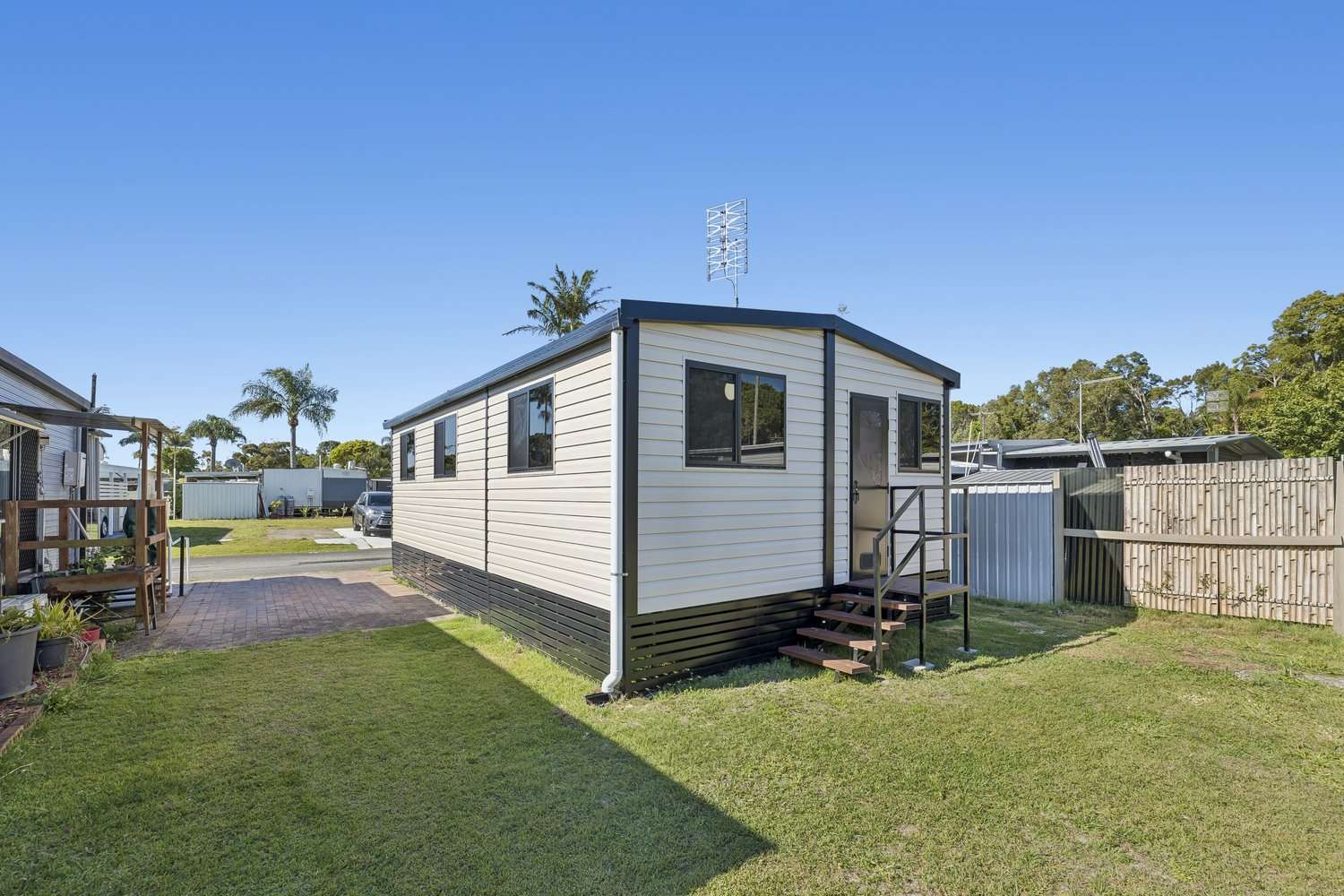 Modern Coastal Living – Low Maintenance, Move-In Ready