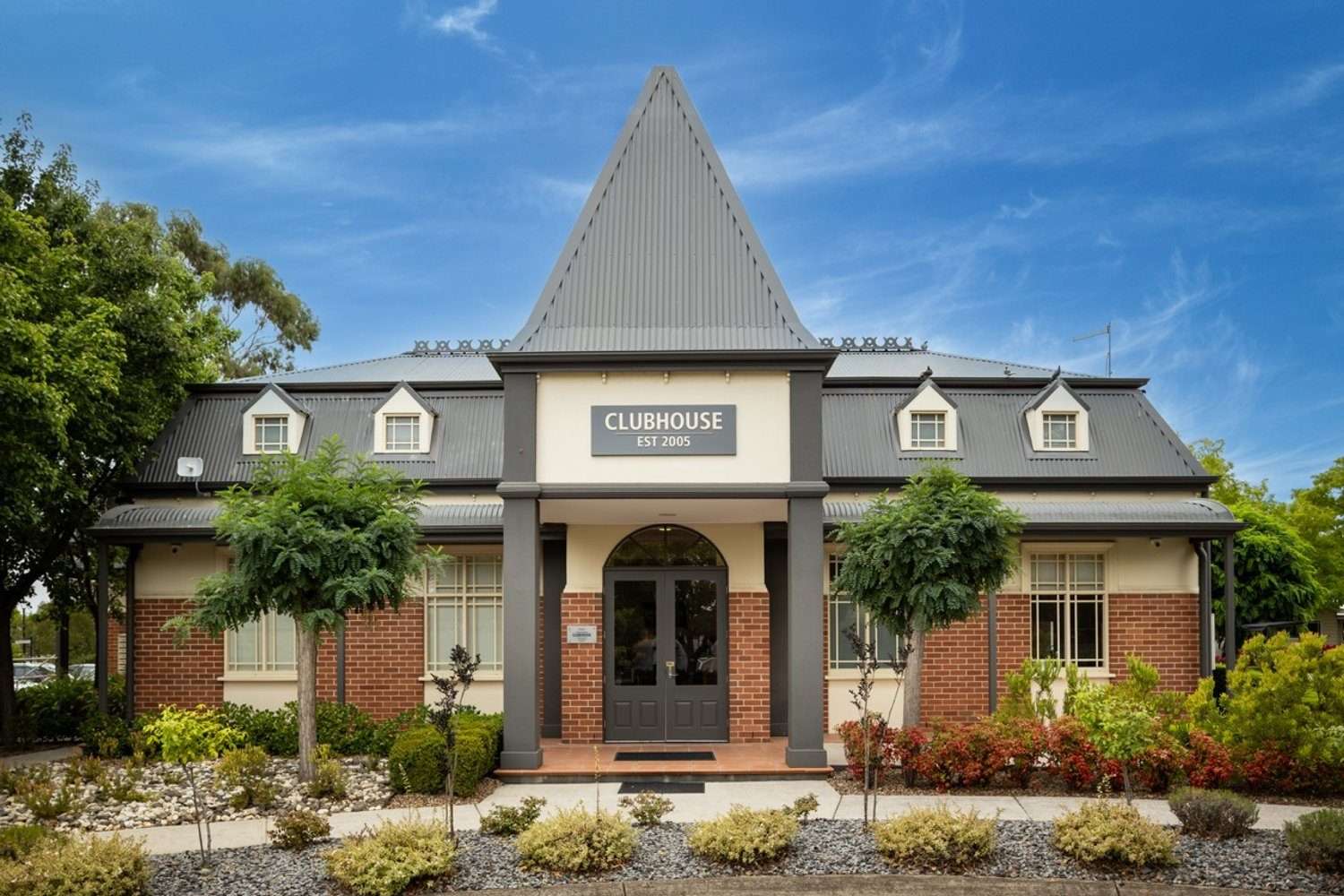 Lifestyle Communities Brookfield - Where every day feels like a retreat