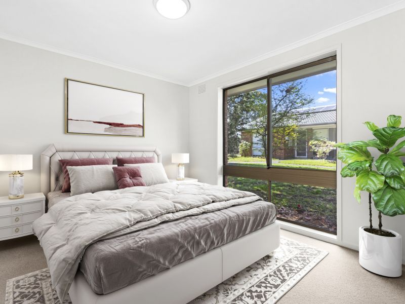 Fresh Interiors, Generous Courtyard