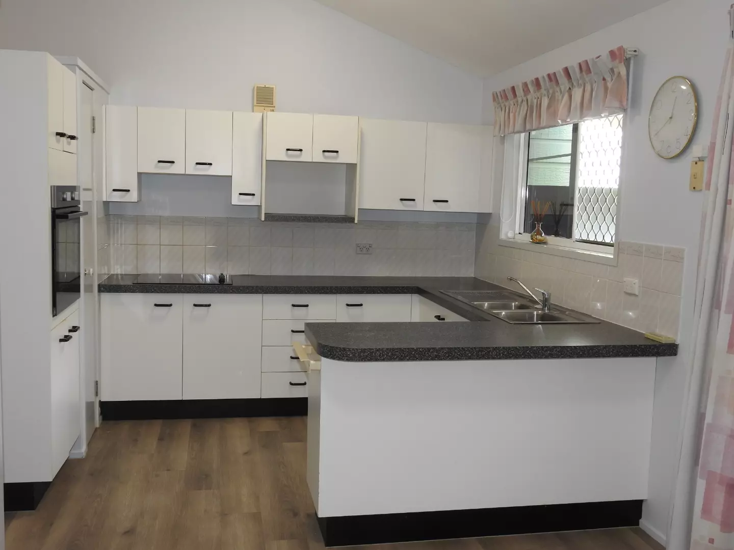 Great street appeal in Palm Lake Resort Bethania