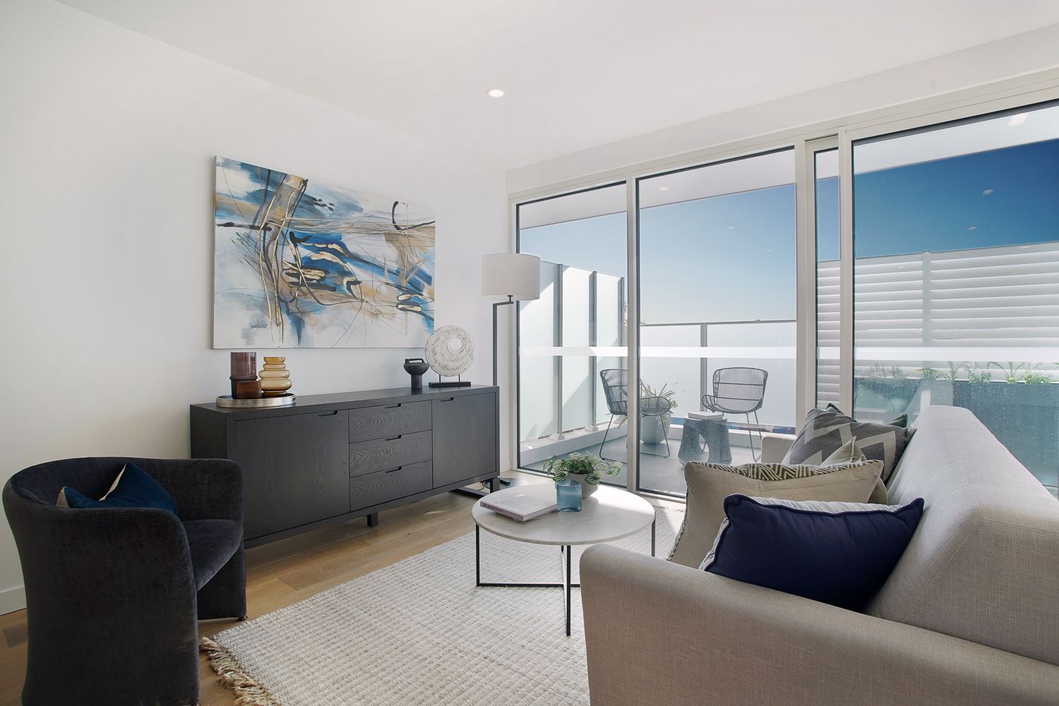  Stylish & Spacious in The Perfect Locale!