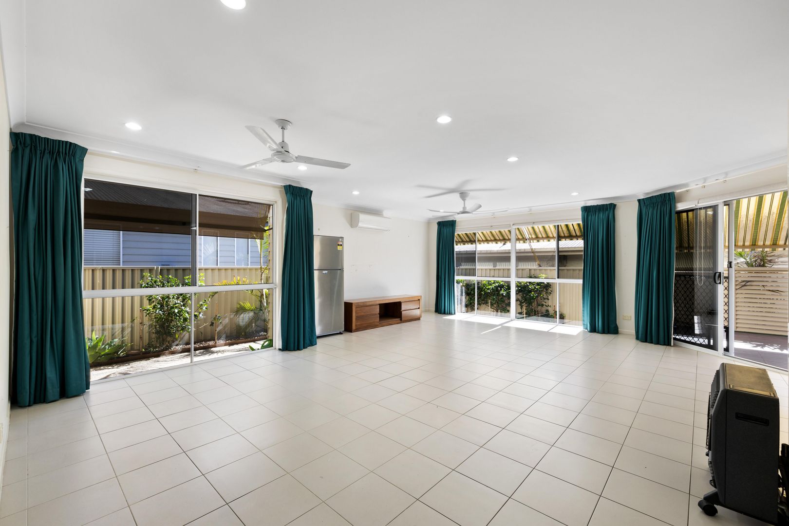 Great location for this two bedroom plus study home in Palm Lake Resort Eagleby