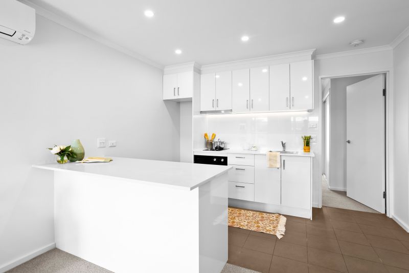 Easily located villa right by the community centre