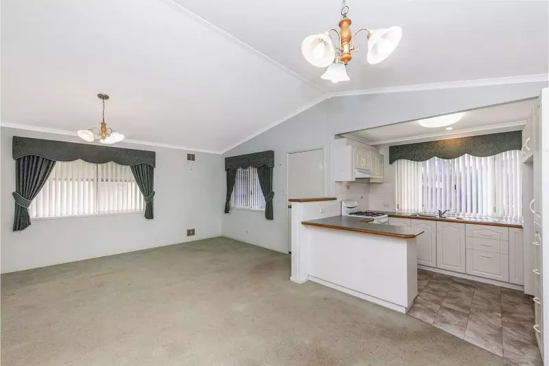 Riverside Gardens Estate - Site 203