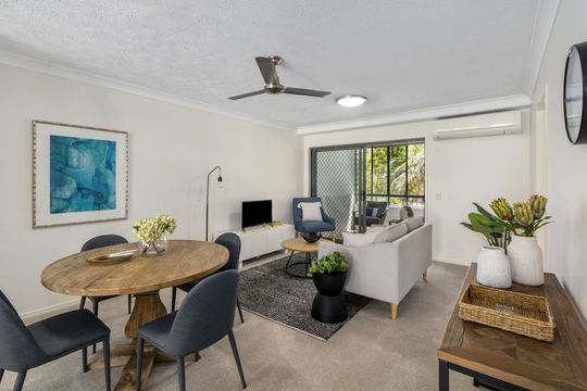 Spacious two-bedroom villa close to community centre