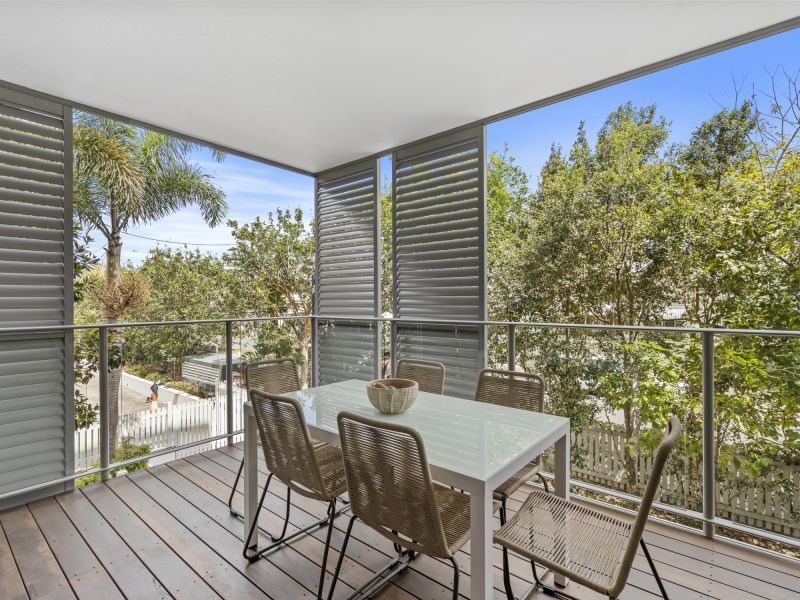 Welcome to your new home...stylish retirement living with new upgrades in a prime Woolloongabba location