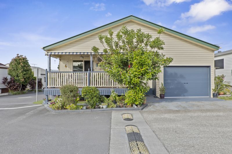 Spacious Home with Relaxed Alfresco Living