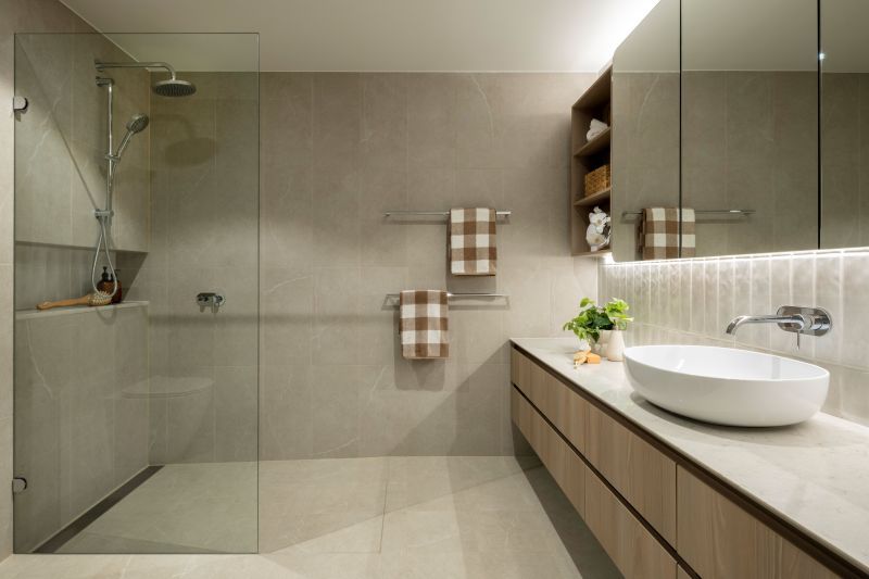 Spacious, light-filled 1-bedroom ground-floor apartment