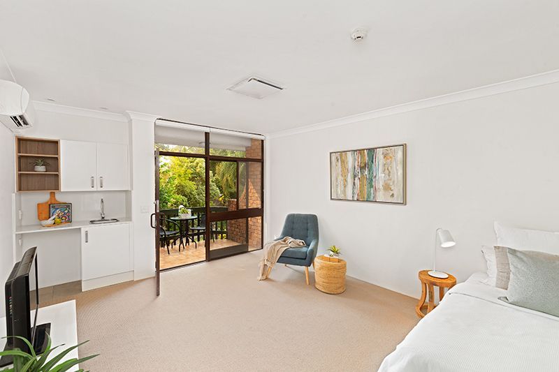 Stylish and newly renovated serviced apartment.