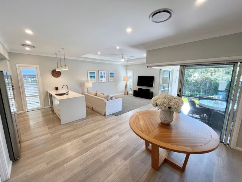 PRIME POSITION, PRIVATE GARDEN, NORTH OUTLOOK