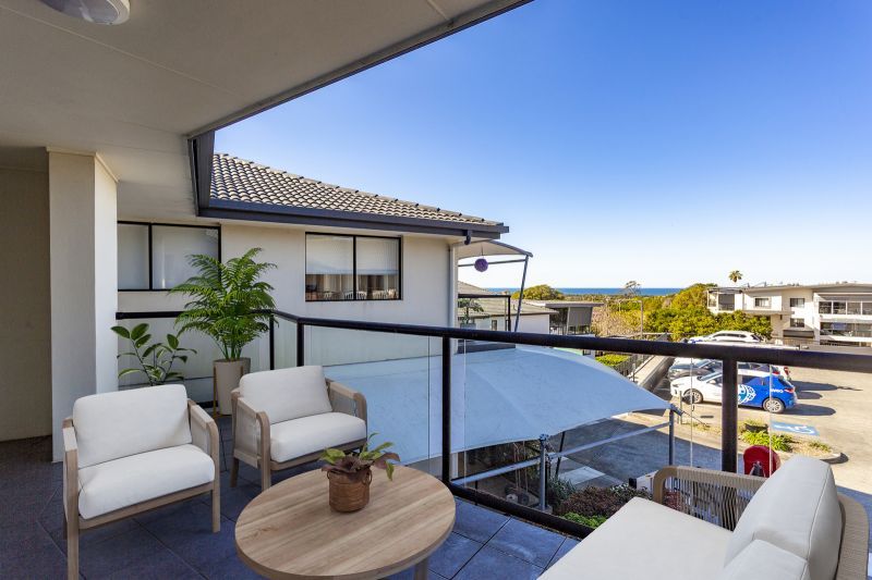 Two-bedroom apartment with stunning ocean views