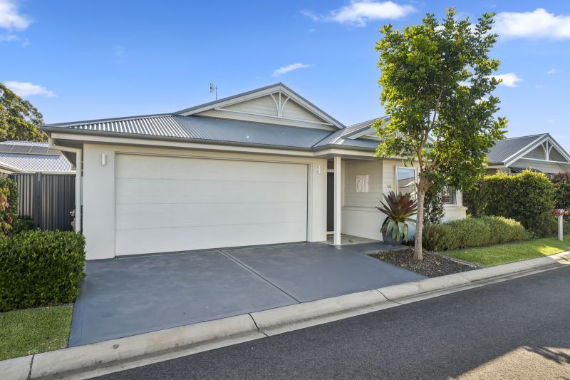 Stylish Home - Spacious Design - Outdoor Appeal