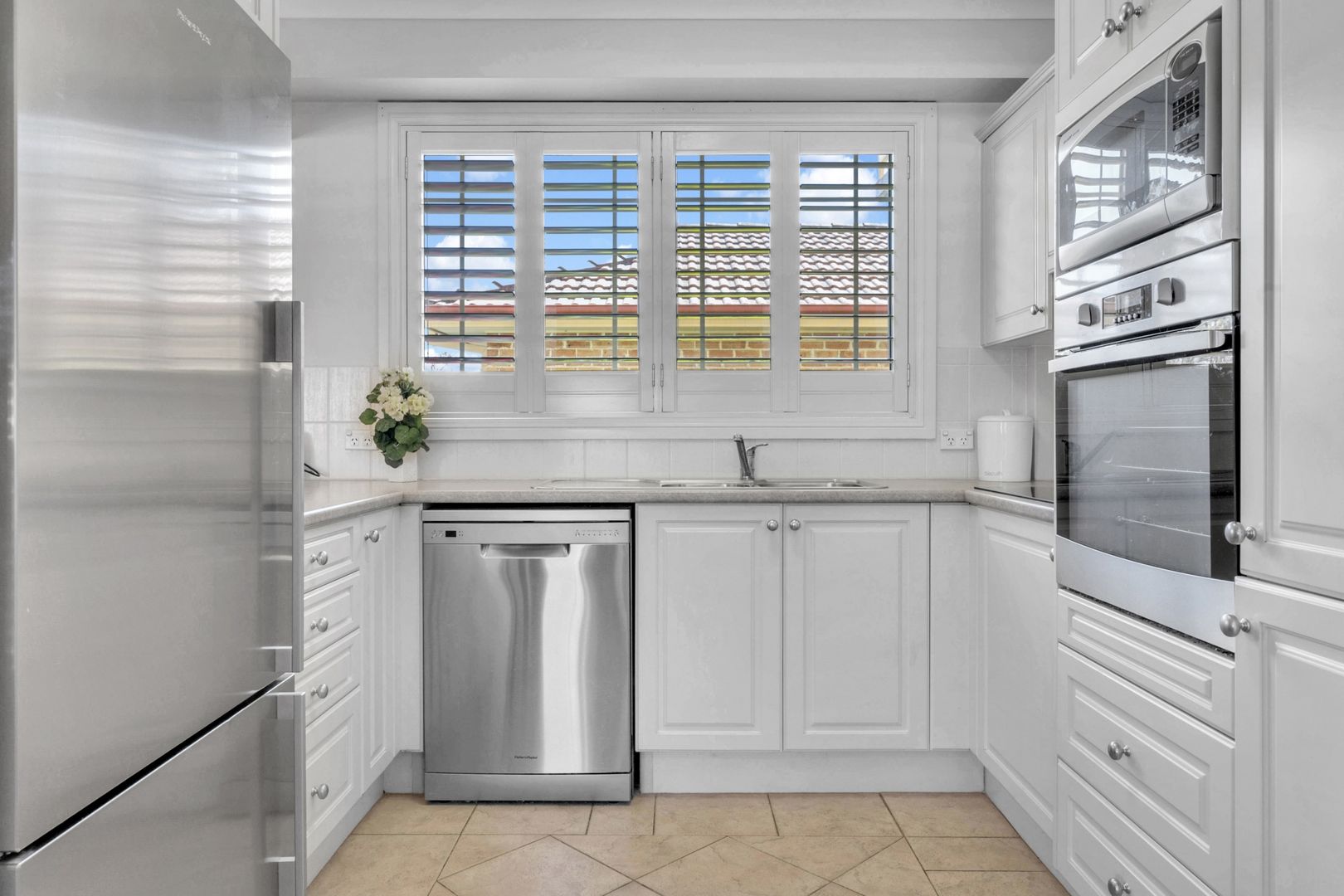 Ground Floor Retirement Unit with Garage 