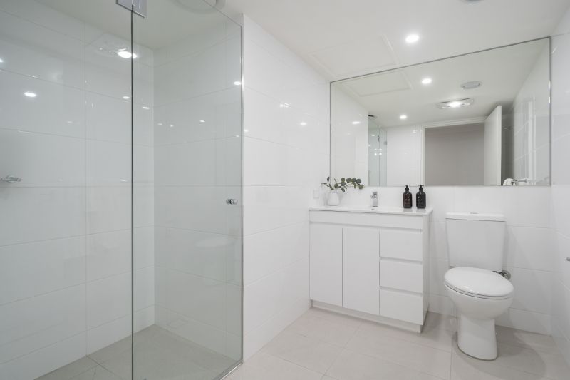 Ready to move in! Spacious apartment with Balcony, Lift Access & Serene Views