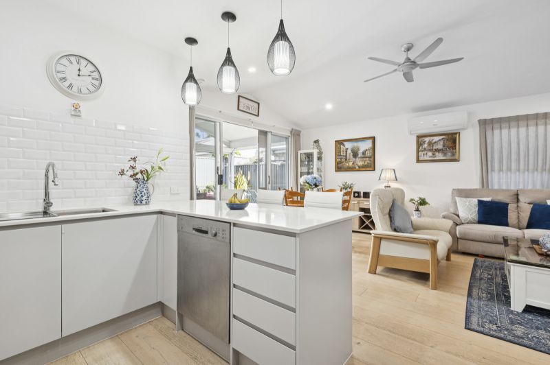 Tranquil Modern Living!