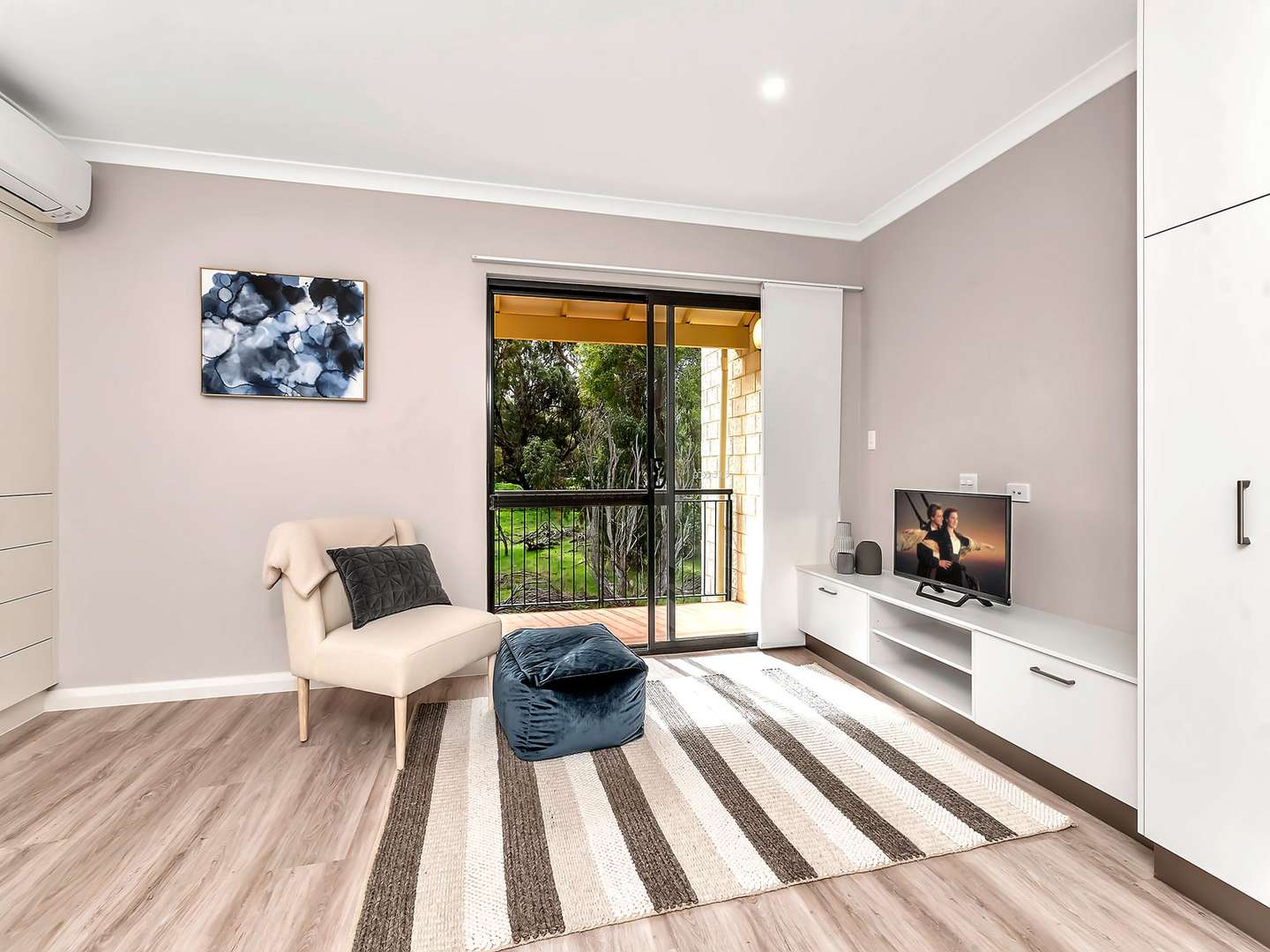 Studio Apartment - Secluded Location 
