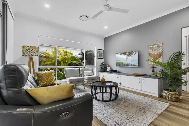 Established Cabarita
