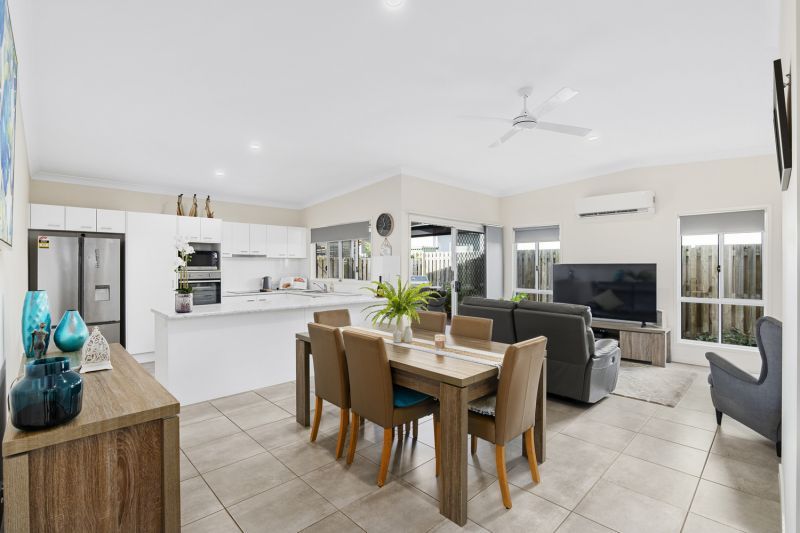 Peaceful Entertainer's Haven