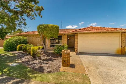 Rare opportunity for a 2 bedroom plus study or 3rd bedroom home