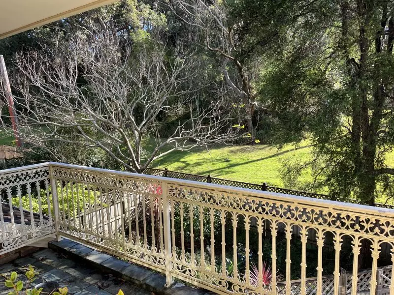 Under offer- Abundant space and light with elevated views