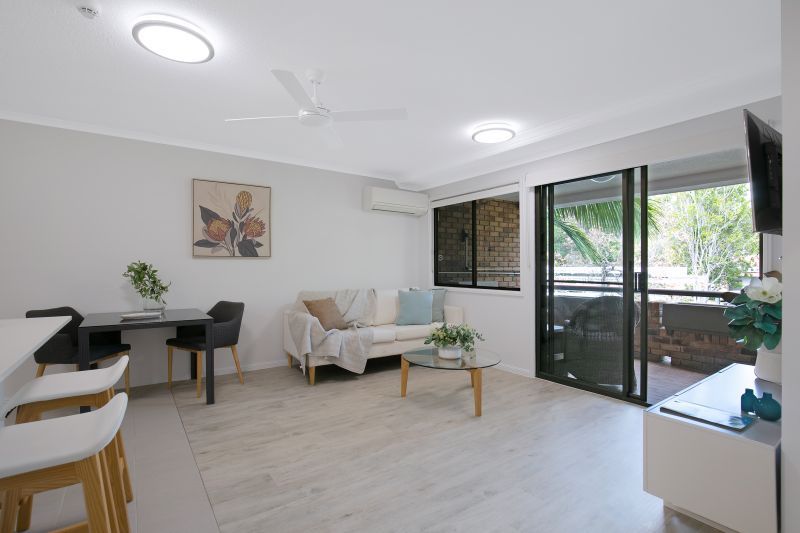 Large, modern one-bedroom apartment - available now