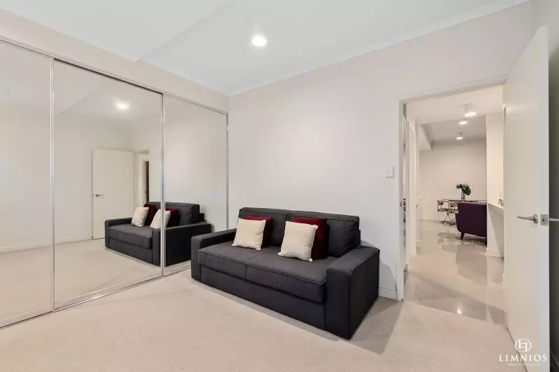 Lifestyle and Location!