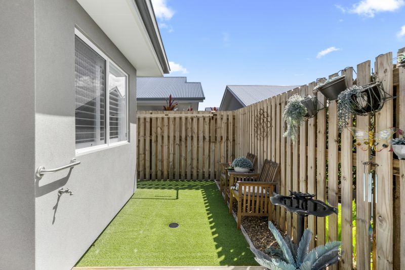 Neat & Tidy One Bedroom Home + Study