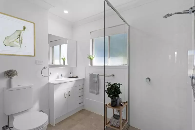 Elevated 2-bedroom villa with scenic views of the trees