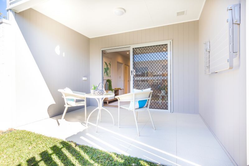 Modern 1-bedroom villa with fenced yard