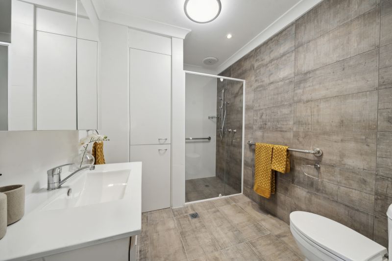 Fresh and bright one bedroom apartment