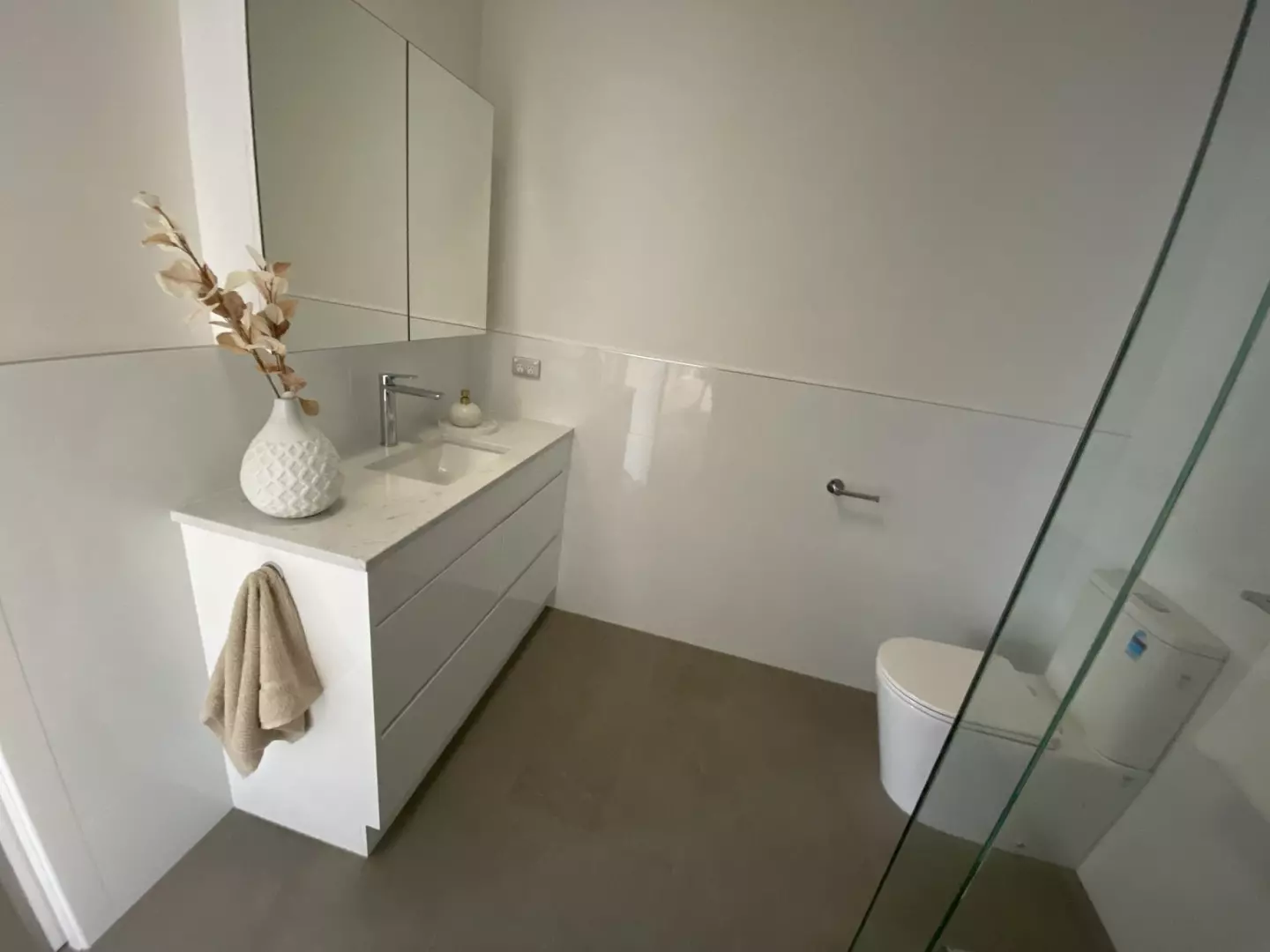 Modern, Spacious Two Bedroom Villa with Plenty of Natural Light