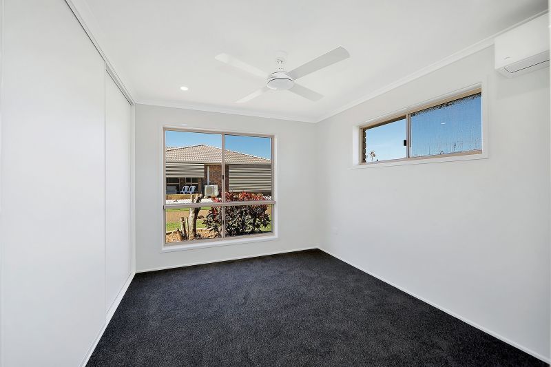 Garden views and coastal breeze!