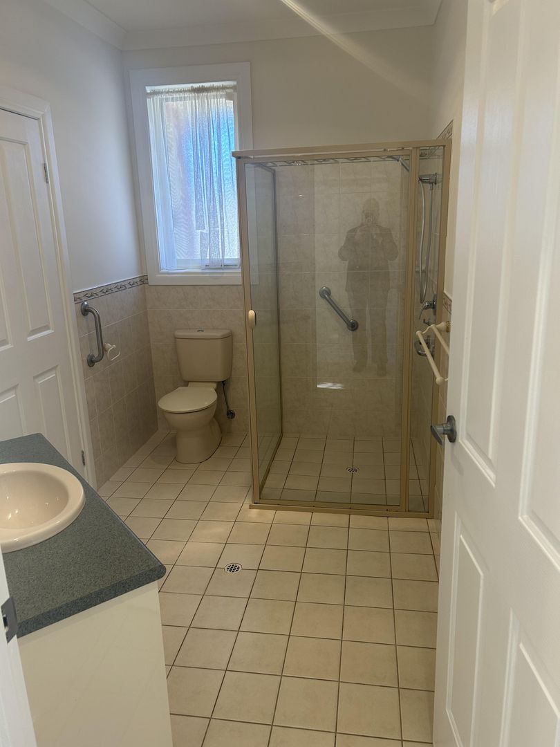 Stunning 3 bedroom home with double garage - Unit 12!