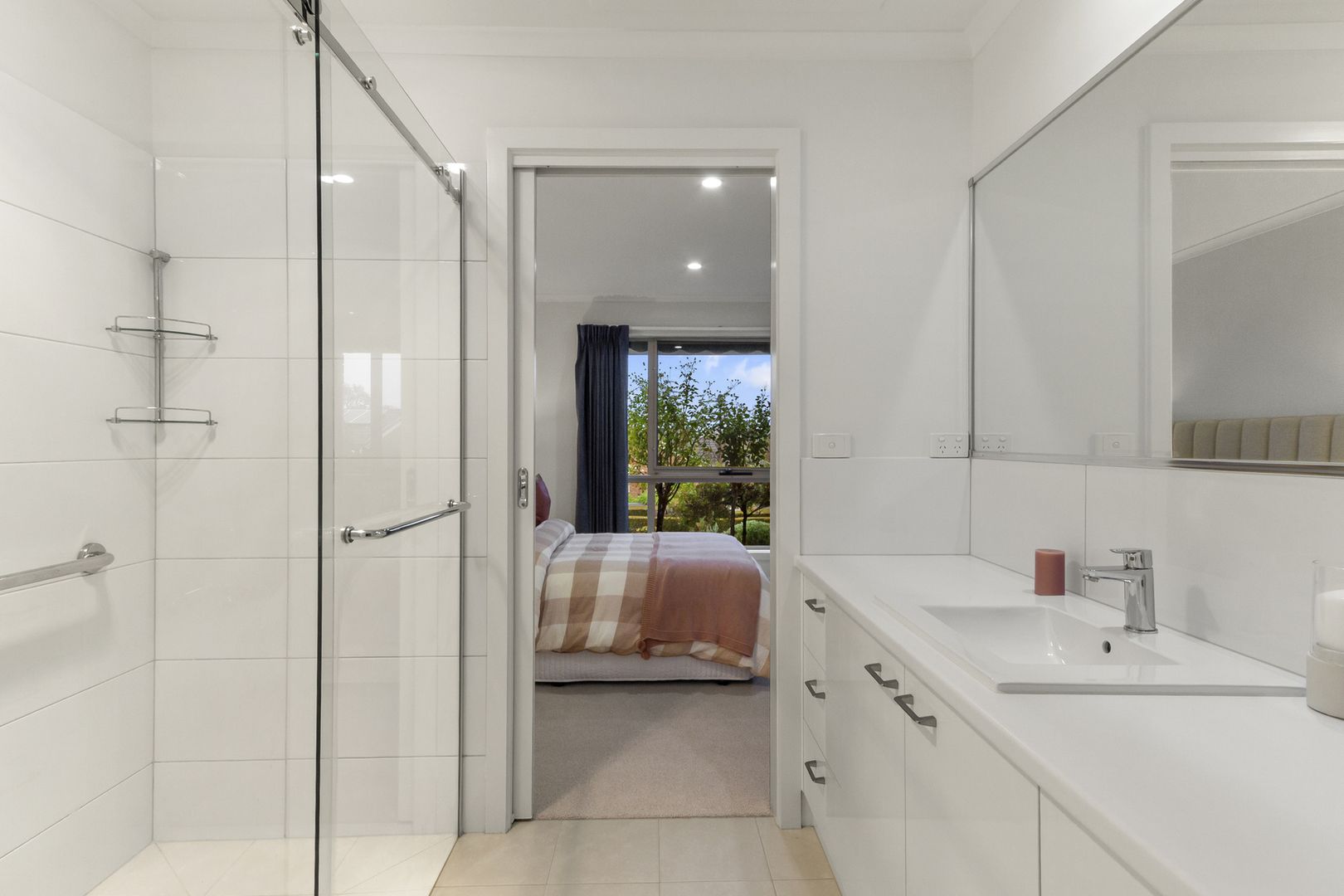 Fresh Interiors, Great Location