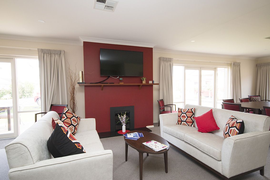 Unit 5, Acacia on Constance Retirement Village - Affordable Living Rare Opportunity 