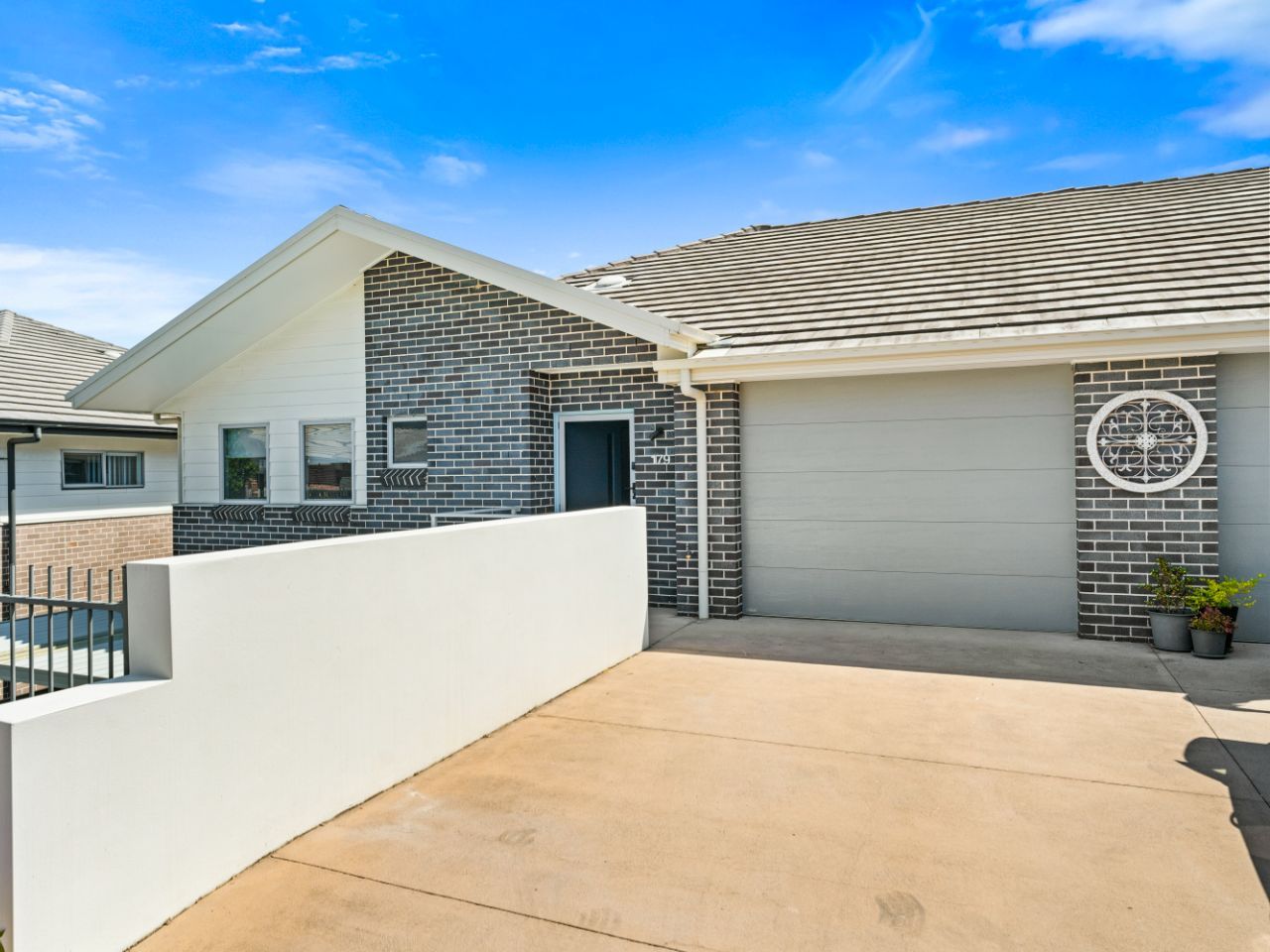 179/100 Gilchrist Drive, Campbelltown