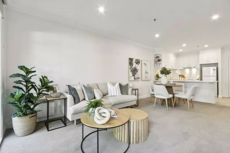 Spacious one-bedroom first-floor apartment