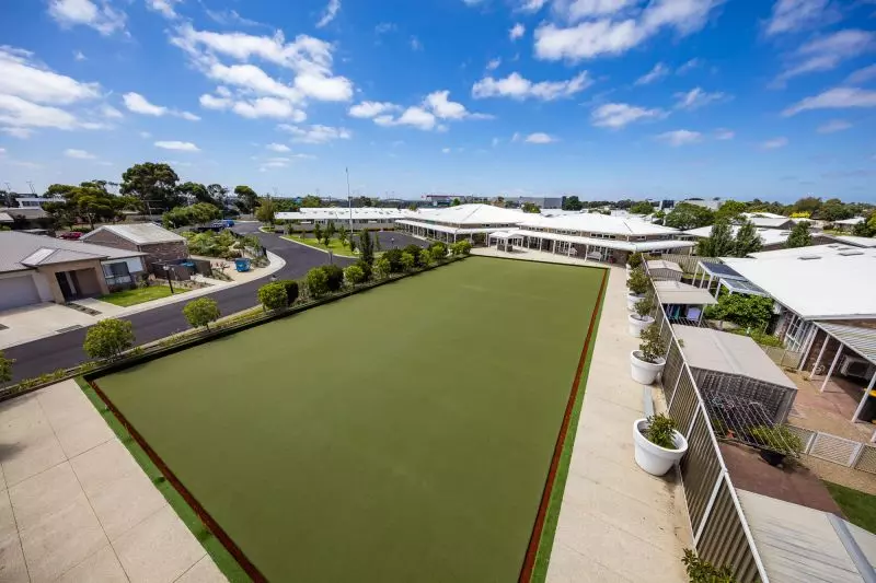 Northern Light, Modern Living