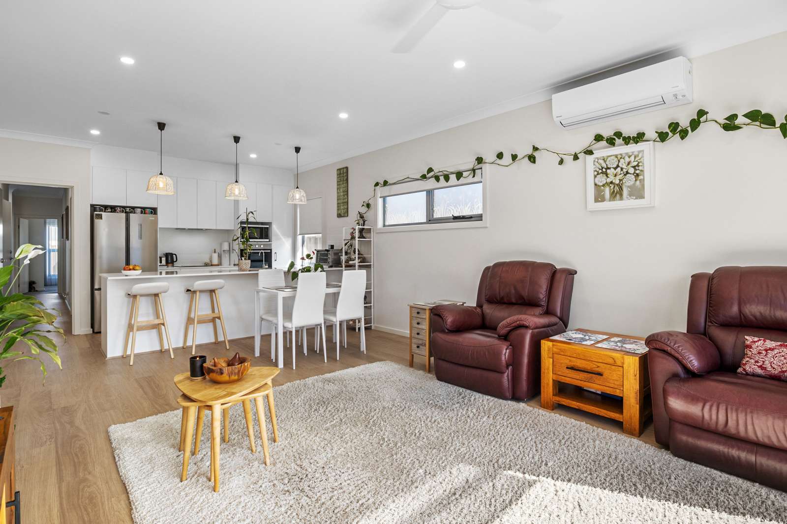 A light-filled modern 2-bedroom home