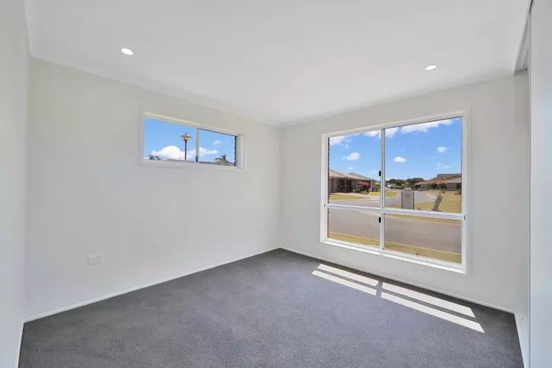 Spacious, modern 3 bedroom Villa, coming soon!