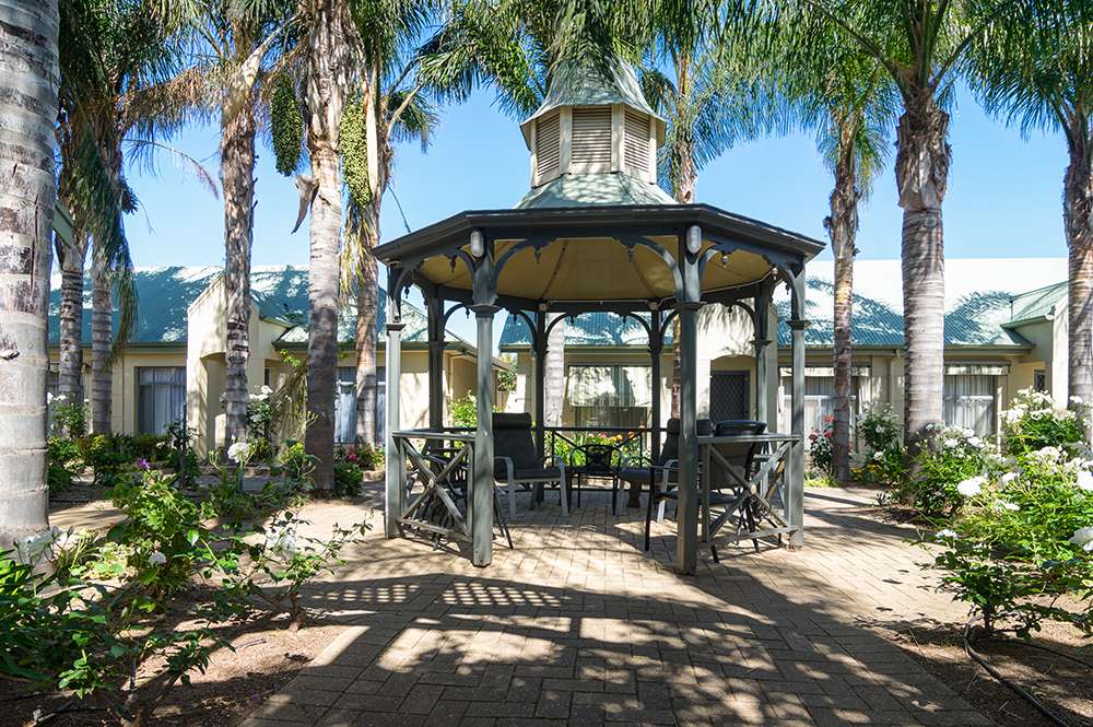 Live in a Community of Care at Wisteria Grove