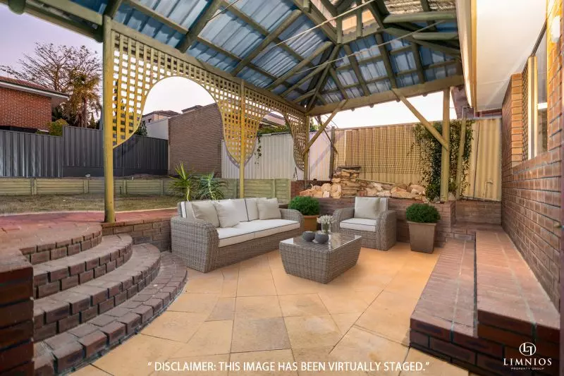 Family Home With Development Options!