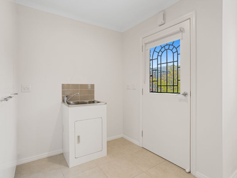 Charming 2br unit overlooking Tanti Creek Reserve