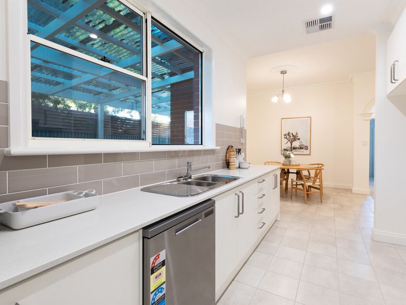 Live in style and prestige by the sea!